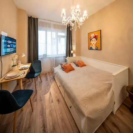 Studio Apartment - Tower Petrin Prague Exterior photo